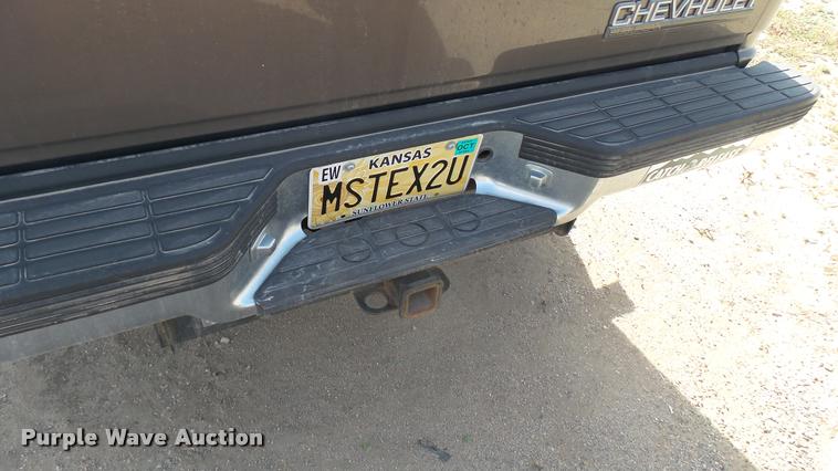 image for item DA0436 1997 Chevrolet Suburban K1500 SUV