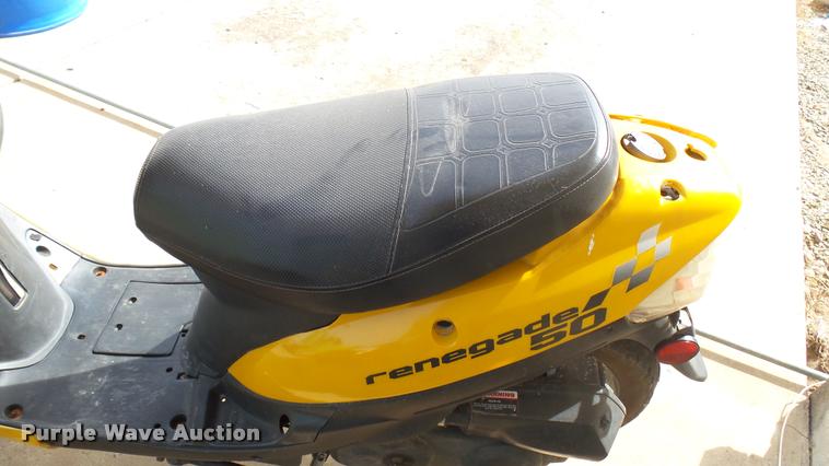 image for item DQ9962 2014 Bashan moped