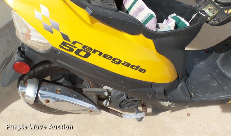 image for item DQ9962 2014 Bashan moped