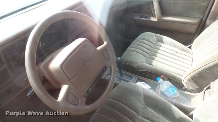 image for item DQ9963 1990 Plymouth Acclaim