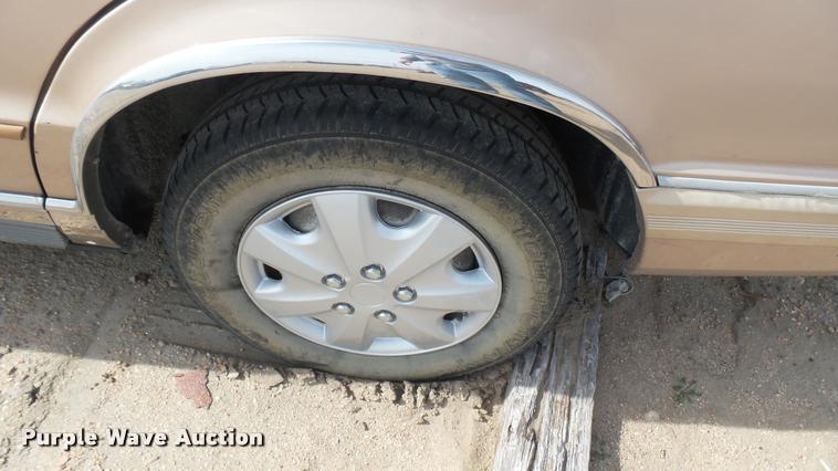 image for item DQ9963 1990 Plymouth Acclaim