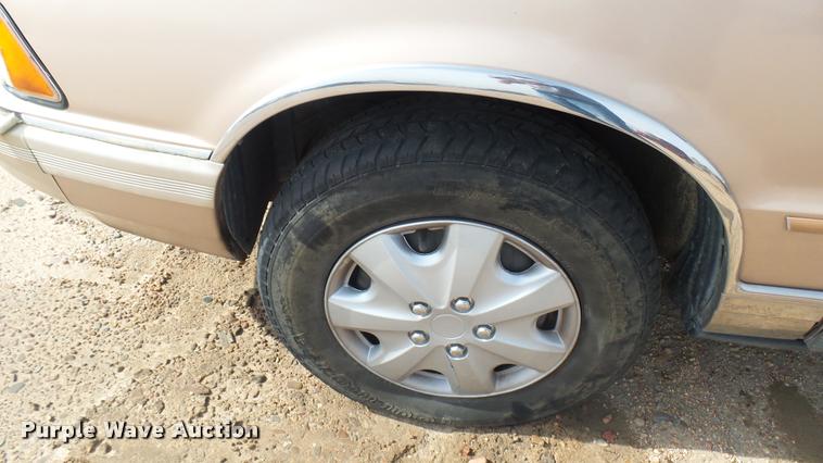 image for item DQ9963 1990 Plymouth Acclaim