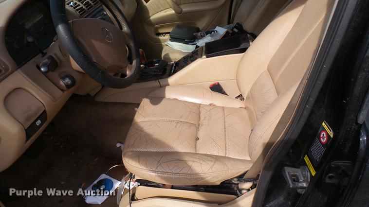 image for item DQ9964 2000 Mercedes Benz ML320 SUV