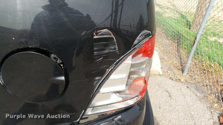 image for item DQ9964 2000 Mercedes Benz ML320 SUV