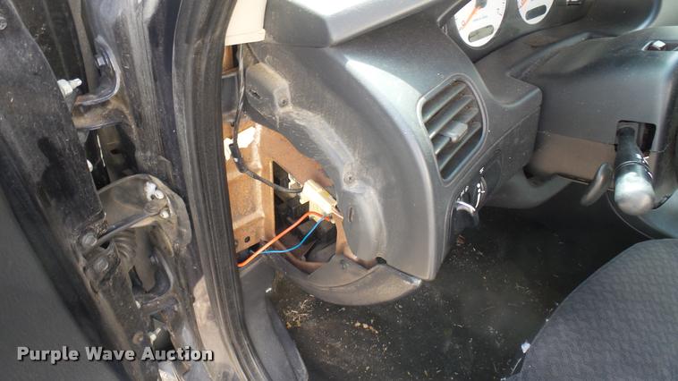 image for item DQ9968 2002 Dodge Intrepid