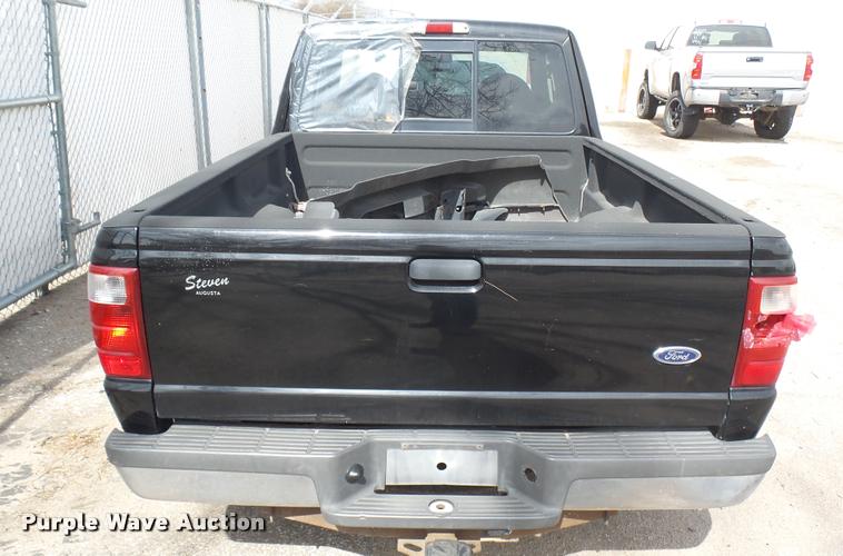 image for item DQ9969 2002 Ford Ranger SuperCab pickup truck