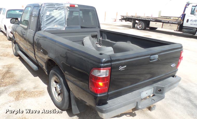 image for item DQ9969 2002 Ford Ranger SuperCab pickup truck