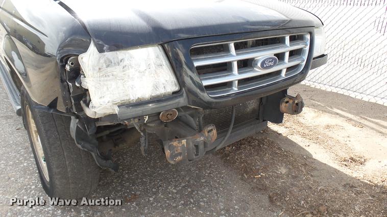 image for item DQ9969 2002 Ford Ranger SuperCab pickup truck