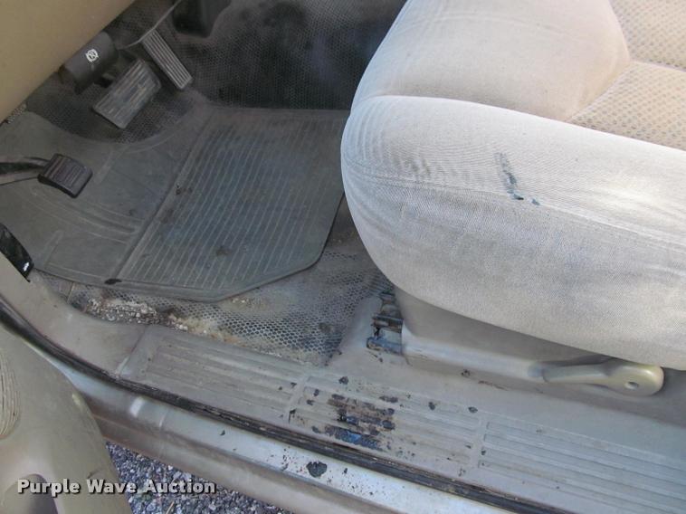 image for item AG9056 2006 Chevrolet Silverado 1500 pickup truck