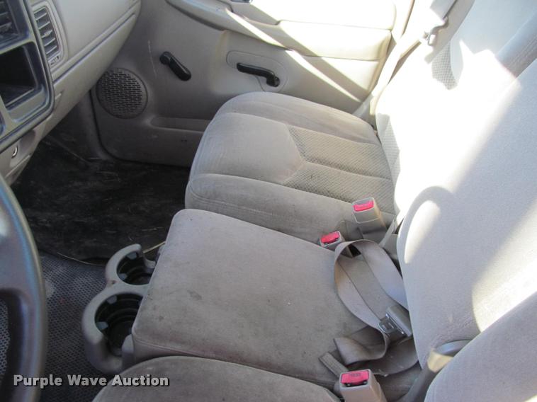 image for item AG9056 2006 Chevrolet Silverado 1500 pickup truck