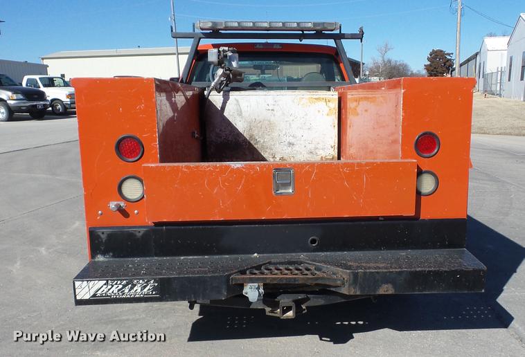 image for item AG9058 2008 Ford F250 Super Duty utility bed pickup truck