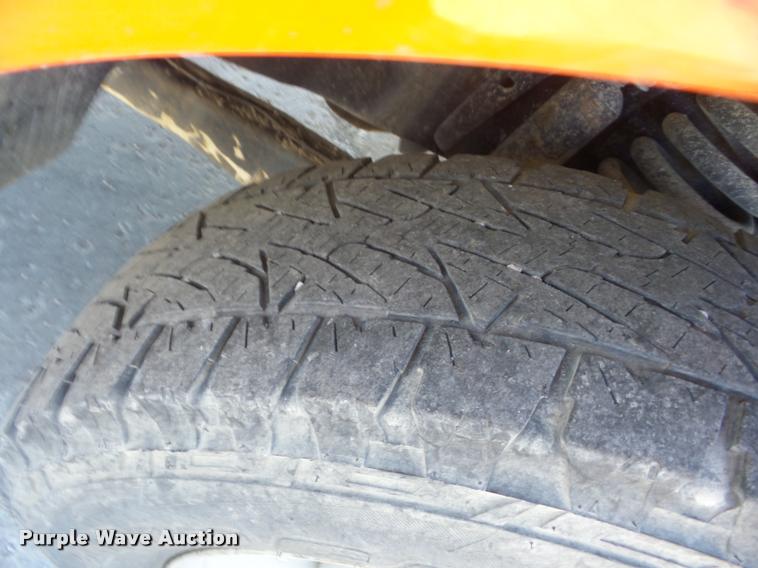 image for item AG9058 2008 Ford F250 Super Duty utility bed pickup truck