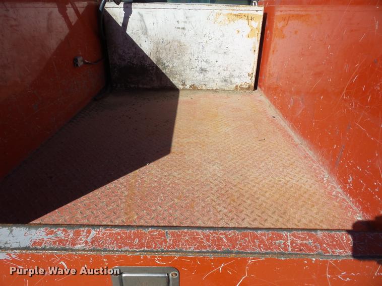 image for item AG9058 2008 Ford F250 Super Duty utility bed pickup truck