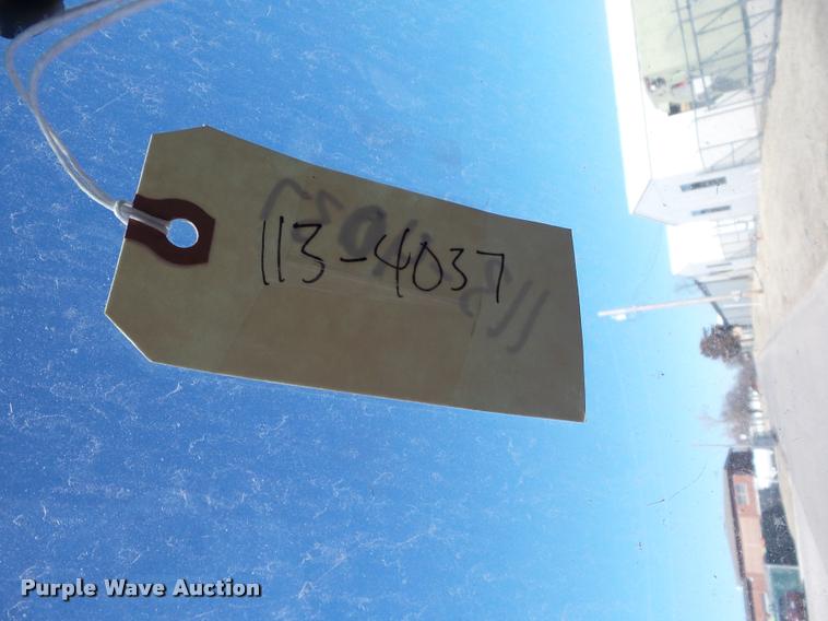 image for item AG9058 2008 Ford F250 Super Duty utility bed pickup truck