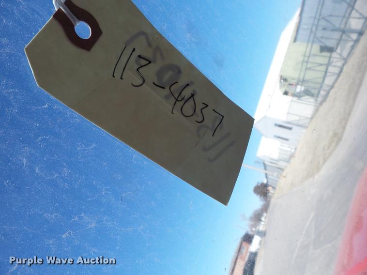 image for item AG9058 2008 Ford F250 Super Duty utility bed pickup truck