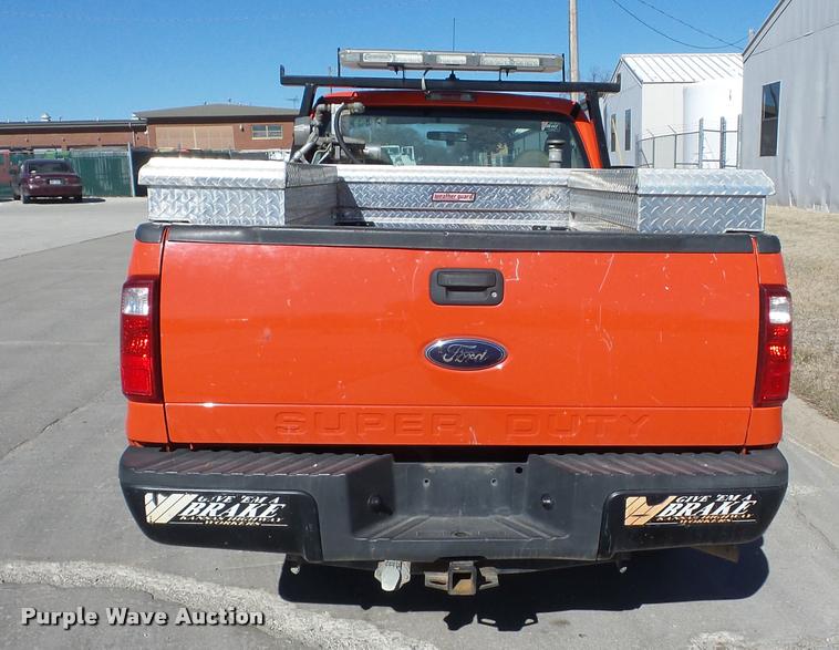 image for item AG9059 2008 Ford F250 Super Duty pickup truck