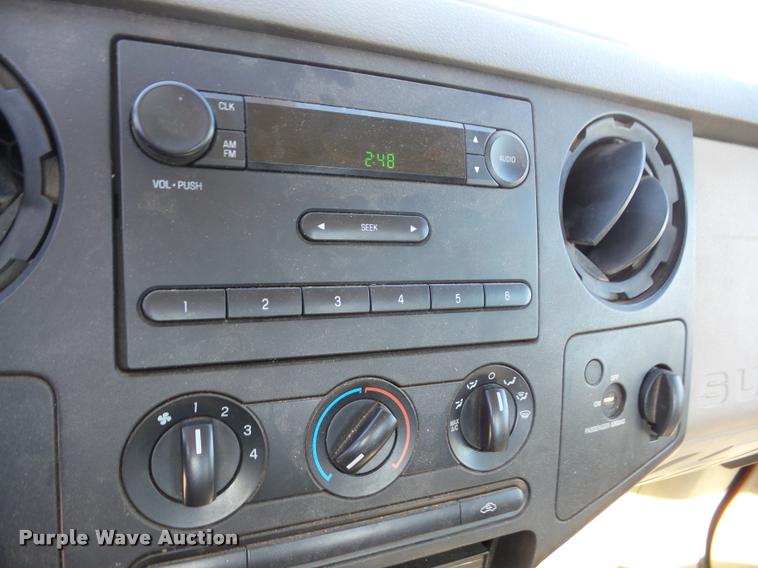 image for item AG9059 2008 Ford F250 Super Duty pickup truck