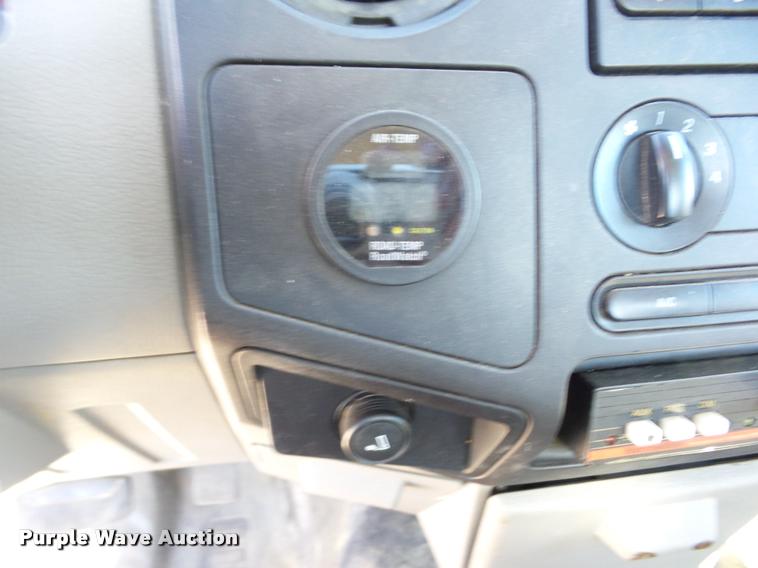 image for item AG9059 2008 Ford F250 Super Duty pickup truck