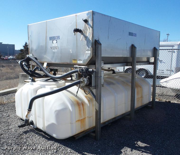 image for item AG9064 2001 Kois Systems Ice Eliminator 2650 salt brine mixer