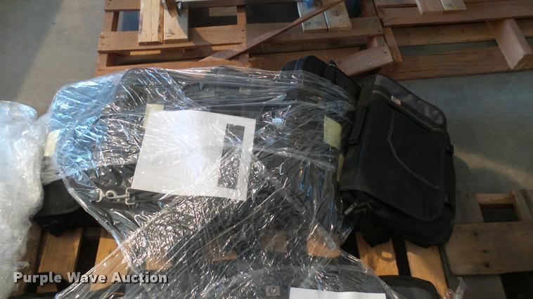 image for item AT9544 (10) HP laptop computers