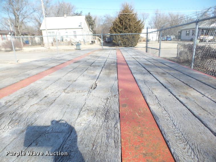 image for item DA7700 2005 Trail-Eze TE401 tilt deck trailer