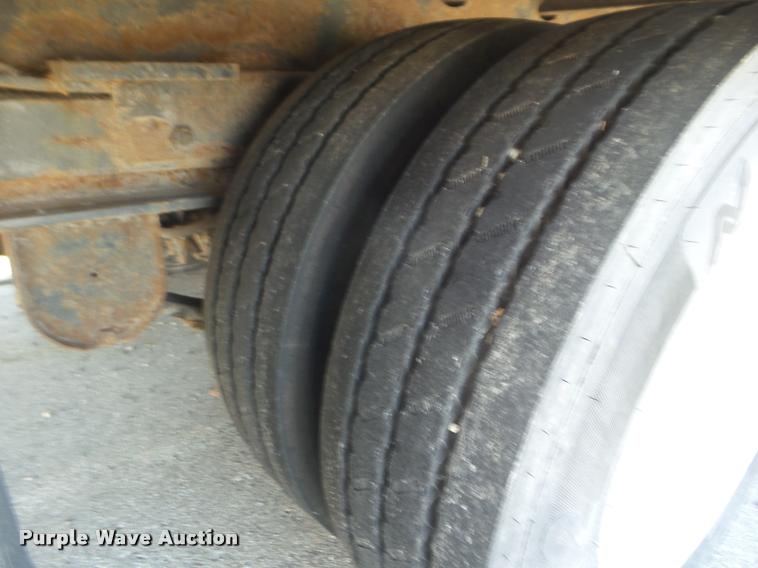 image for item DA7700 2005 Trail-Eze TE401 tilt deck trailer