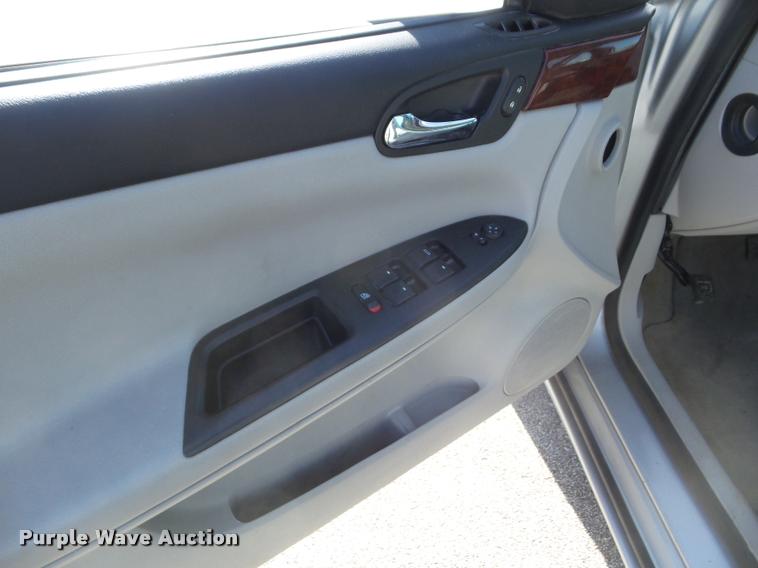 image for item DA7702 2007 Chevrolet Impala LS