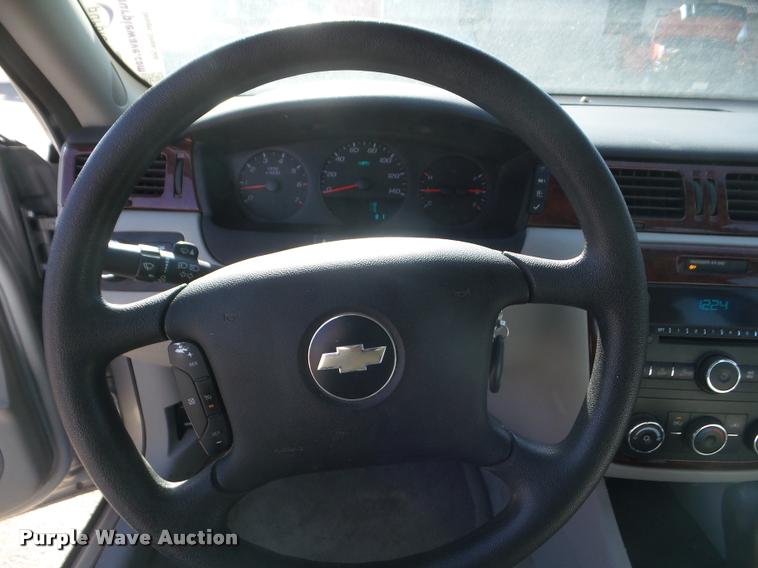 image for item DA7702 2007 Chevrolet Impala LS
