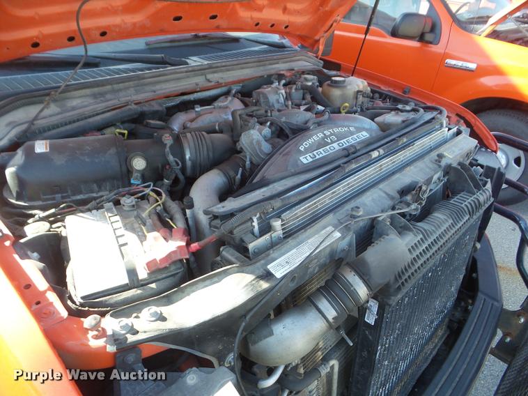 image for item DA7703 2008 Ford F250 Super Duty XL utility truck