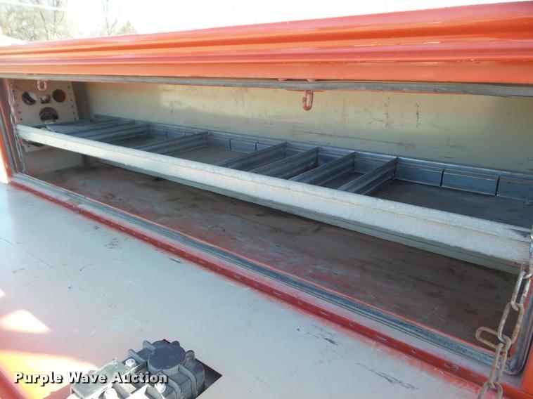 image for item DA7703 2008 Ford F250 Super Duty XL utility truck