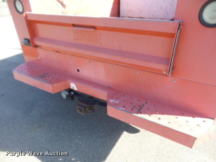 image for item DA7704 2006 Ford F250 Super Duty utility truck