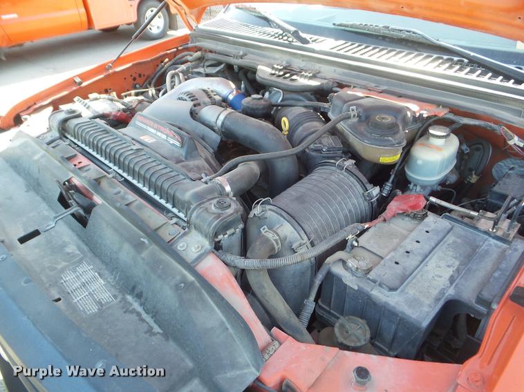 image for item DA7705 2006 Ford F250 Super Duty utility truck