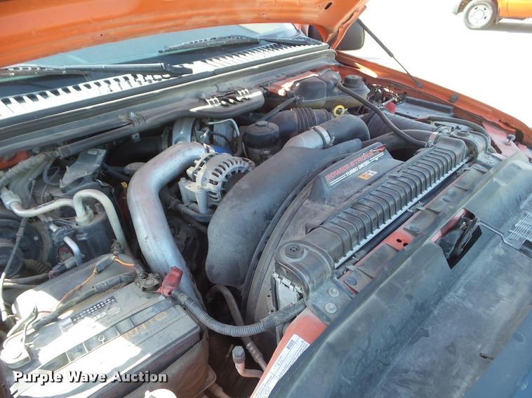 image for item DA7705 2006 Ford F250 Super Duty utility truck