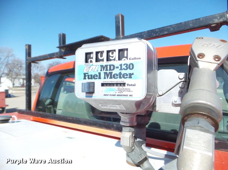 image for item DA7705 2006 Ford F250 Super Duty utility truck