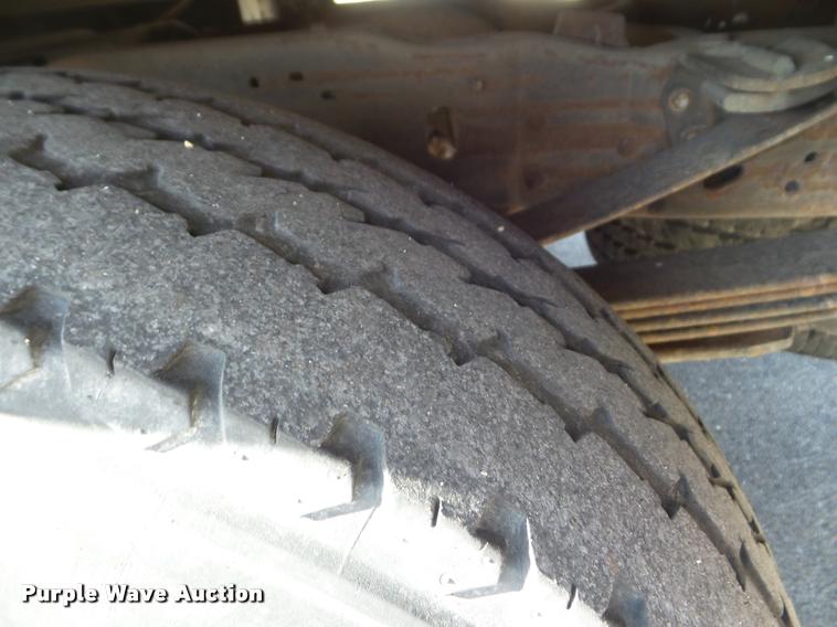 image for item DA7706 2006 Ford F250 Super Duty utility truck