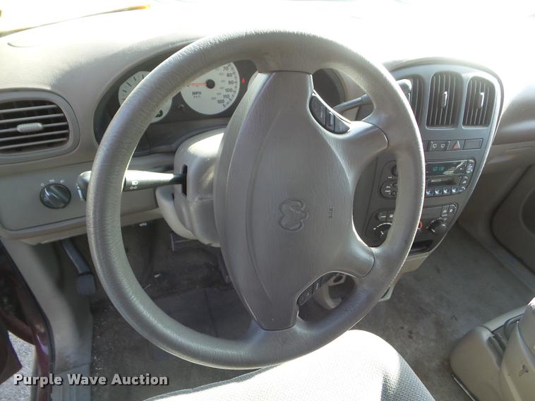 image for item DA7707 2002 Dodge Caravan van