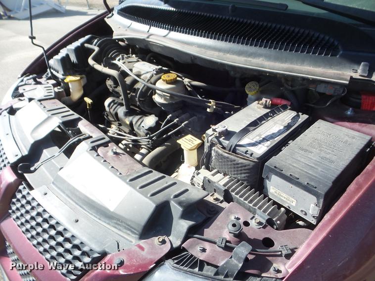 image for item DA7707 2002 Dodge Caravan van