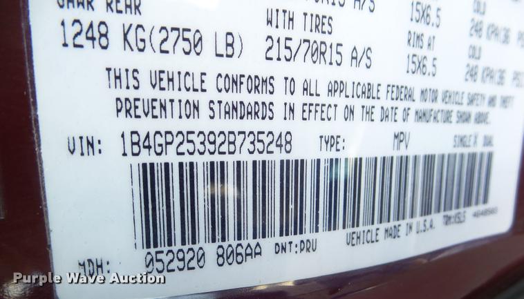 image for item DA7707 2002 Dodge Caravan van