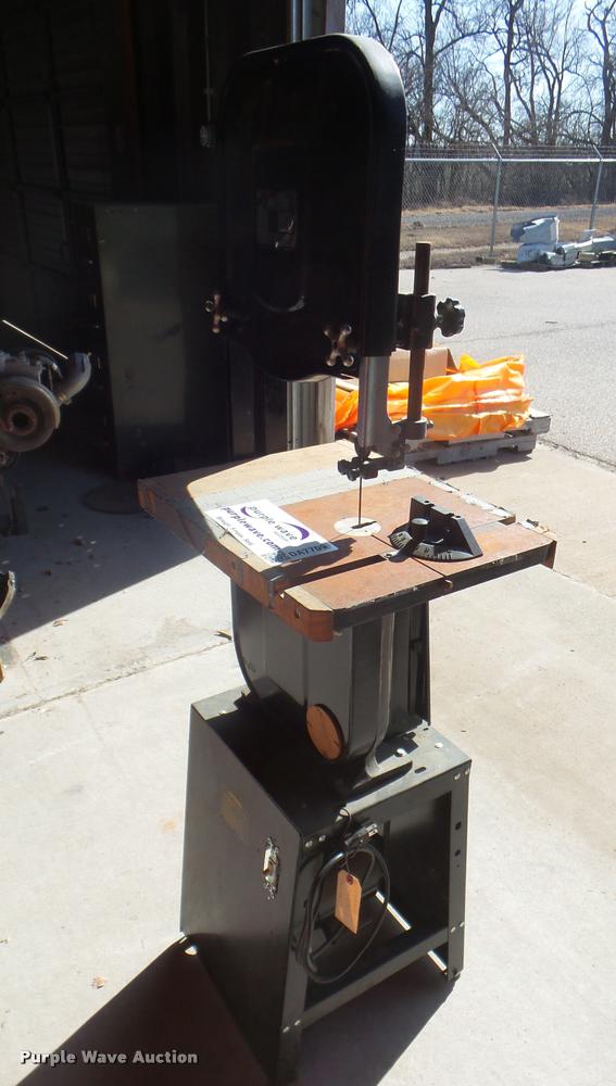 Buffalo BPVBS14 bandsaw in Salina, KS Item DA7709 sold Purple Wave
