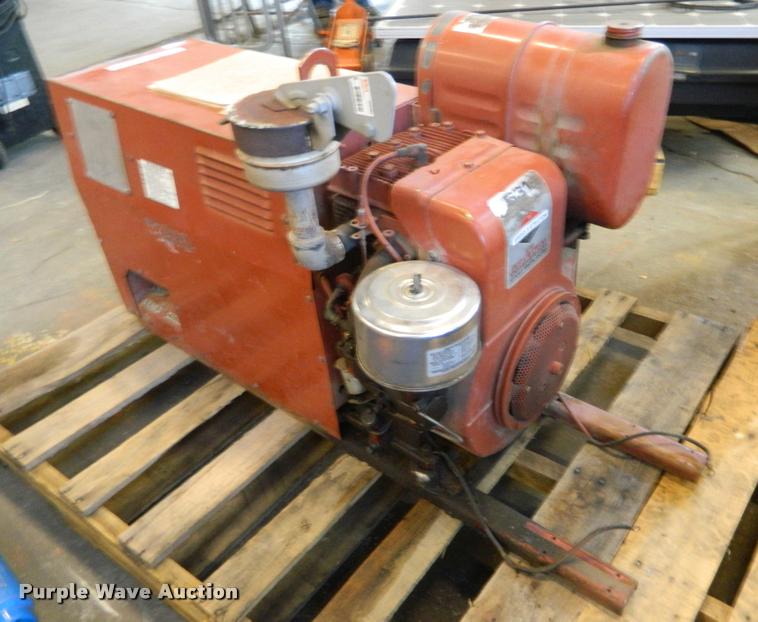 image for item DA9672 Lincoln AC-225/DC-210/6 arc welder