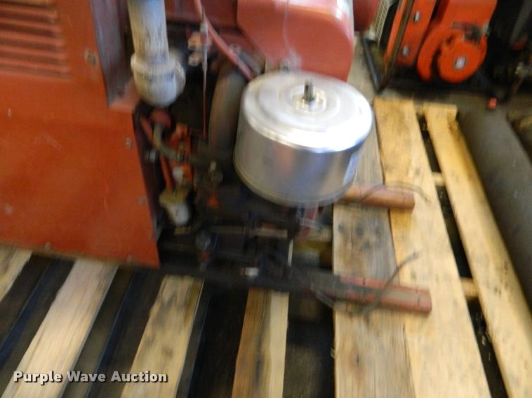 image for item DA9672 Lincoln AC-225/DC-210/6 arc welder