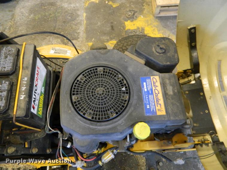 image for item DA9679 2004 Cub Cadet LT1018 lawn mower