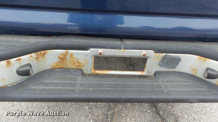 image for item DB0708 2002 Chevrolet Silverado 1500 pickup truck