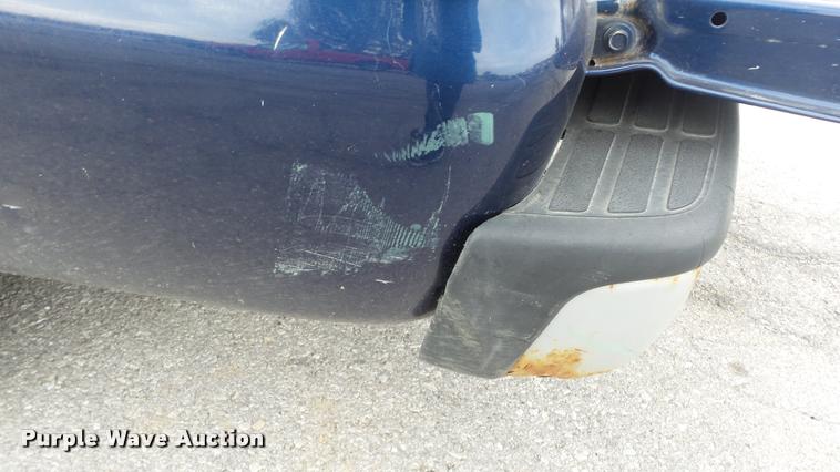 image for item DB0708 2002 Chevrolet Silverado 1500 pickup truck