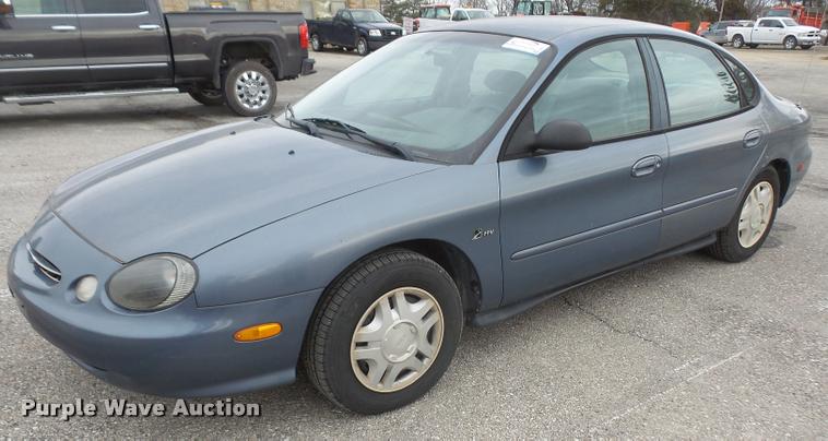 image for item DB0712 1999 Ford Taurus