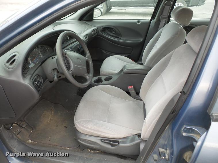image for item DB0712 1999 Ford Taurus