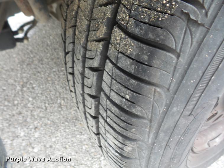 image for item DB0712 1999 Ford Taurus