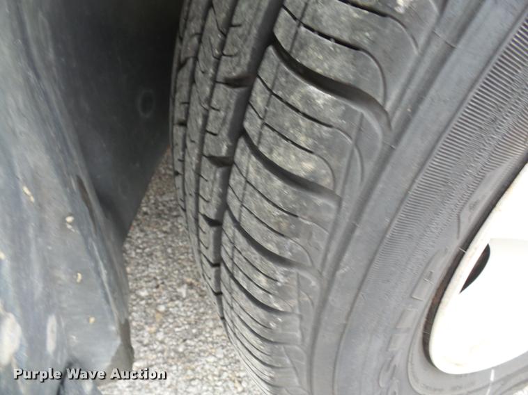 image for item DB0712 1999 Ford Taurus