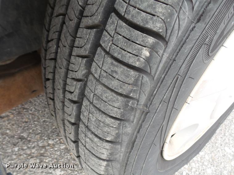 image for item DB0712 1999 Ford Taurus