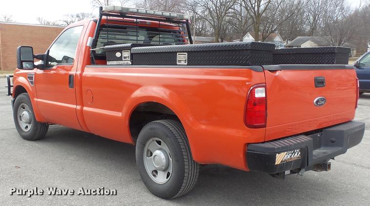 image for item DB0717 2008 Ford F250 Super Duty pickup truck